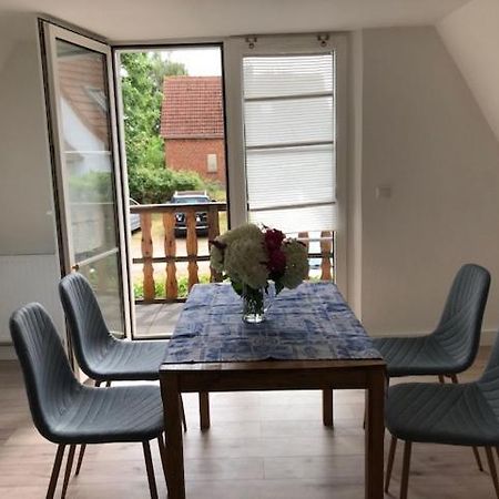 Die Graefin Auf Ruegen - Ferienappartements Parchtitz Luaran gambar