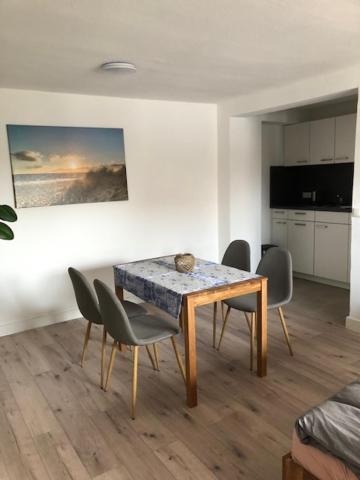 Die Graefin Auf Ruegen - Ferienappartements Parchtitz Luaran gambar